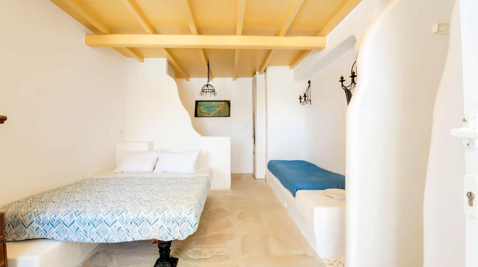 Corali Mykonos *